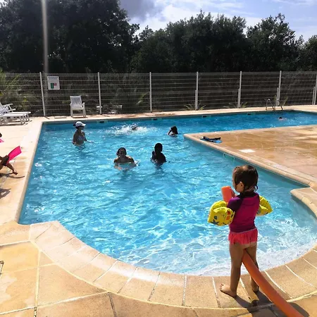 别墅 Mazet Cezar, Climatise Pour 4 Personnes, Avec Piscine Collective A *