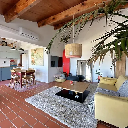 Mazet Cezar, Climatise Pour 4 Personnes, Avec Piscine Collective A 别墅